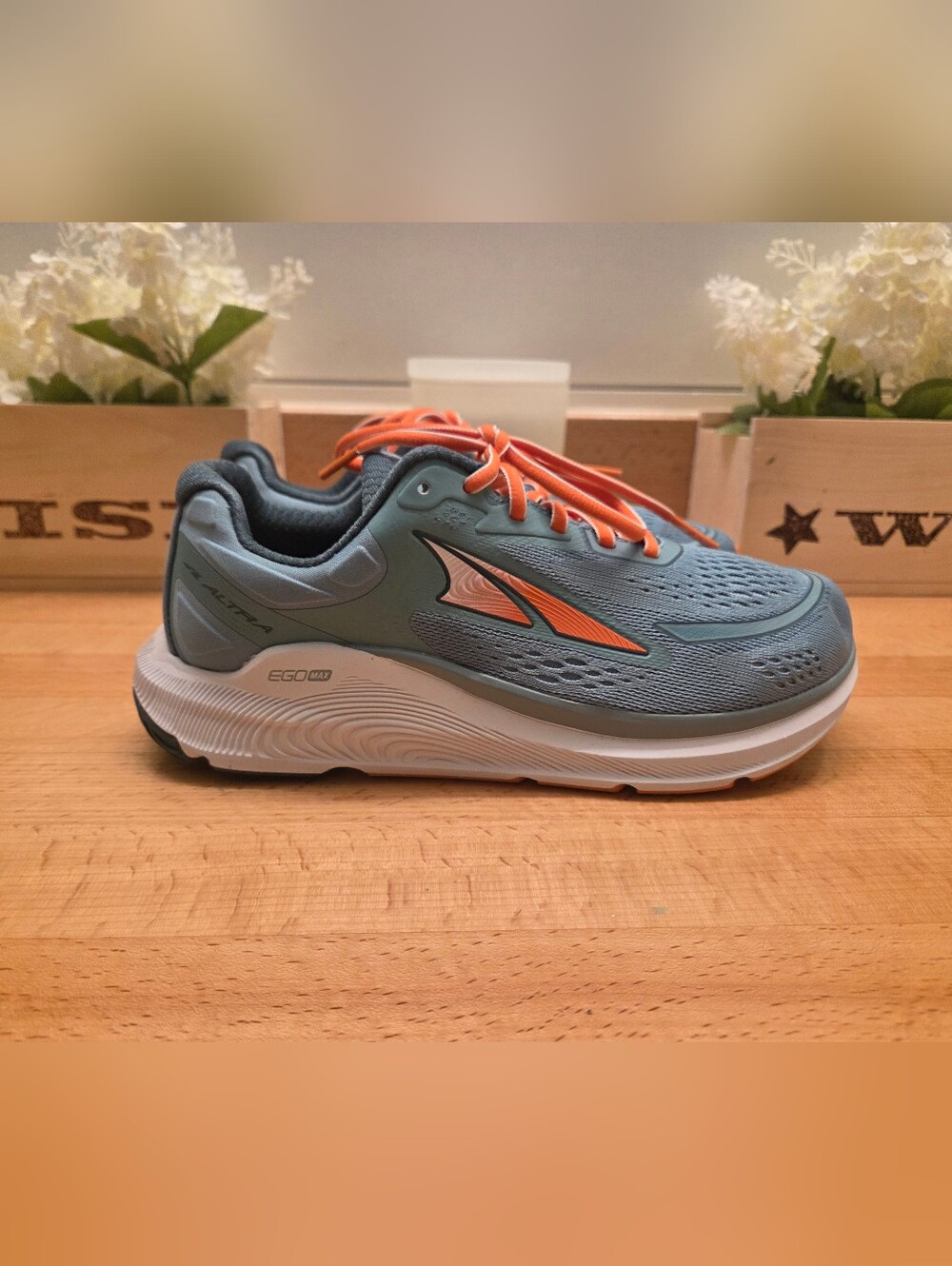 Altra Paradigm 6  Women’s Running Shoes Dusty Teal/White/Orange Size 7.5